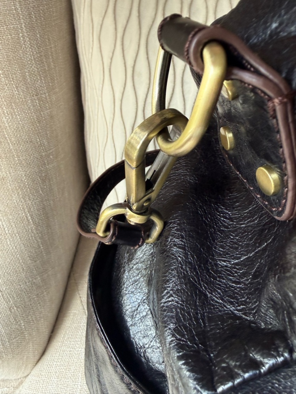 HOBO The Original Large Sheila Polished Leather Satchel Crossbody Tote - Picture 7 of 13